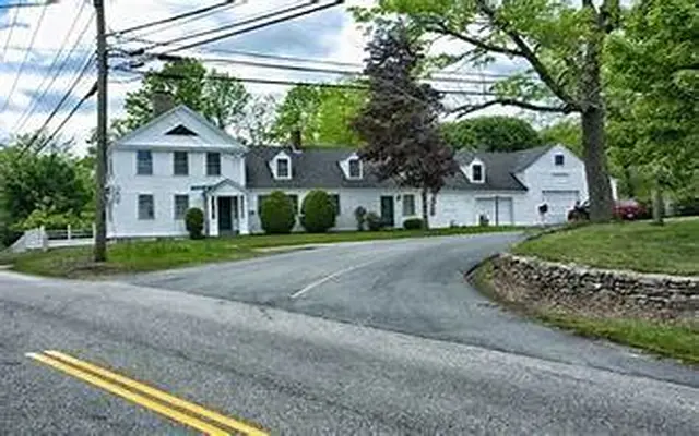 Self storage near Sterling, CT